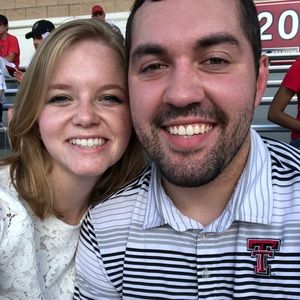 Meet your Posher, Leah